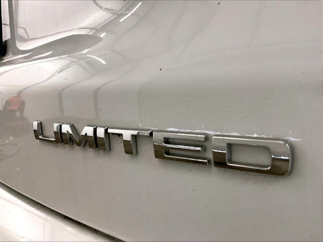 Used 2022 Jeep Compass Limited AWD/4WD image 13