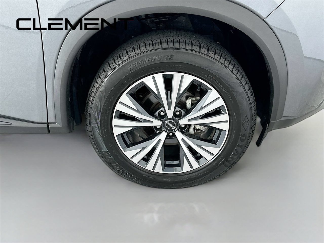 Used 2023 Nissan Rogue SV AWD/4WD image 34