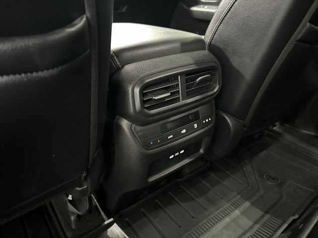 Used 2025 Honda Pilot EX-L image 31