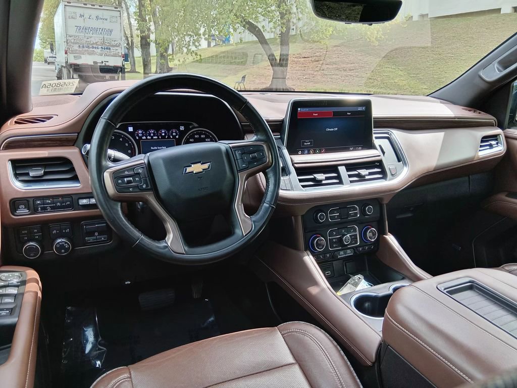 Used 2021 Chevrolet Suburban High Country image 16