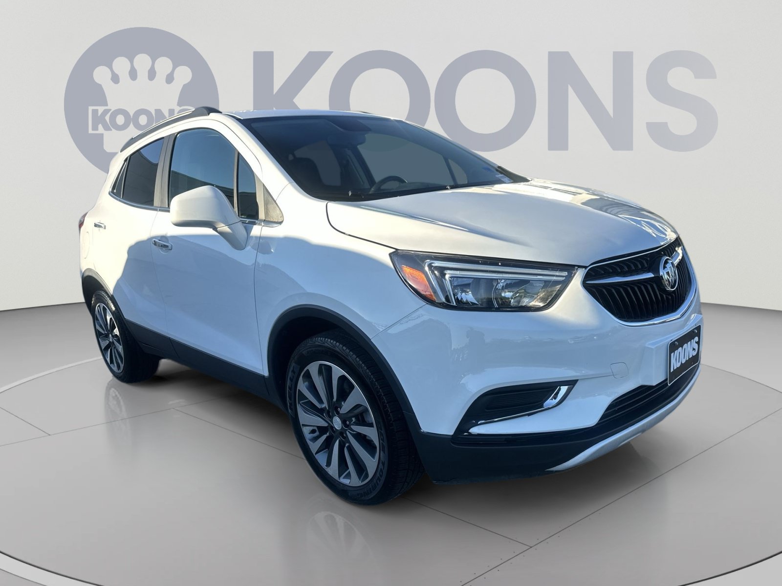 Used 2021 Buick Encore Preferred w/ Safety Package FWD image 2