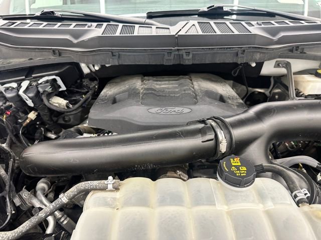 Certified 2022 Ford F150 XLT w/ Equipment Group 302A High image 40