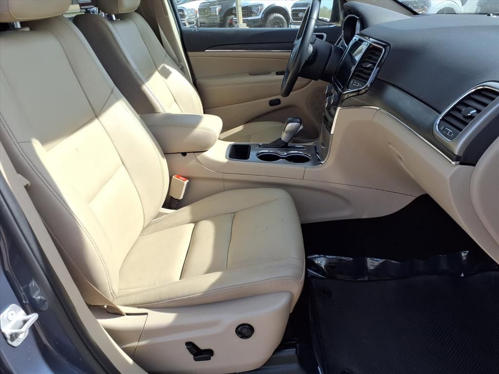 Used 2021 Jeep Grand Cherokee Limited image 28