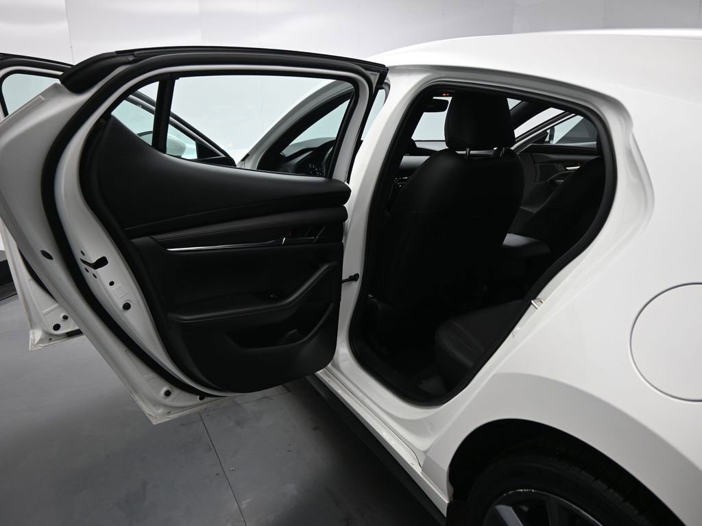 Used 2023 MAZDA MAZDA3 s image 45