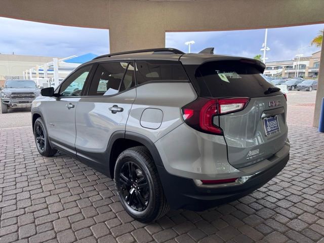 Used 2024 GMC Terrain AT4 AWD/4WD image 3