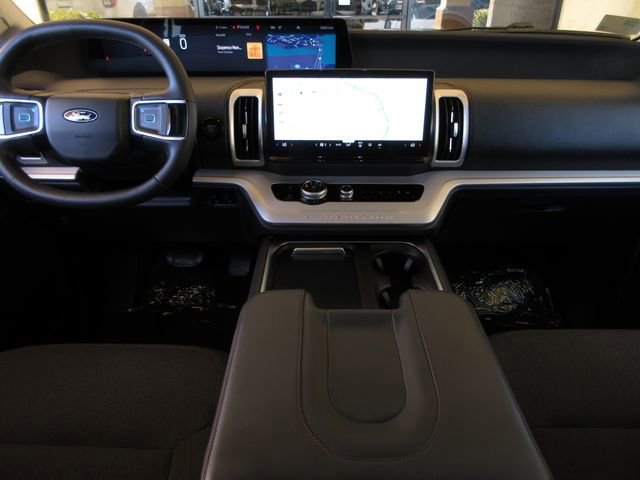 Certified 2025 Ford Expedition Max Active image 18