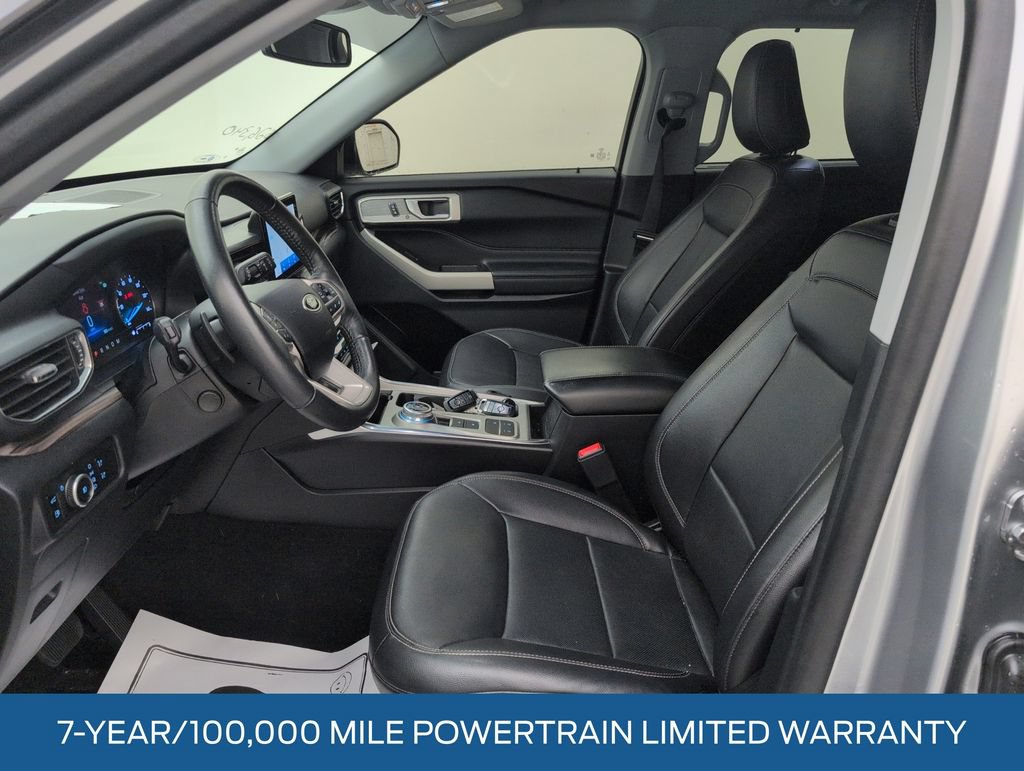 Certified 2021 Ford Explorer Limited w/ Hybrid Equipment Group 310A RWD image 4