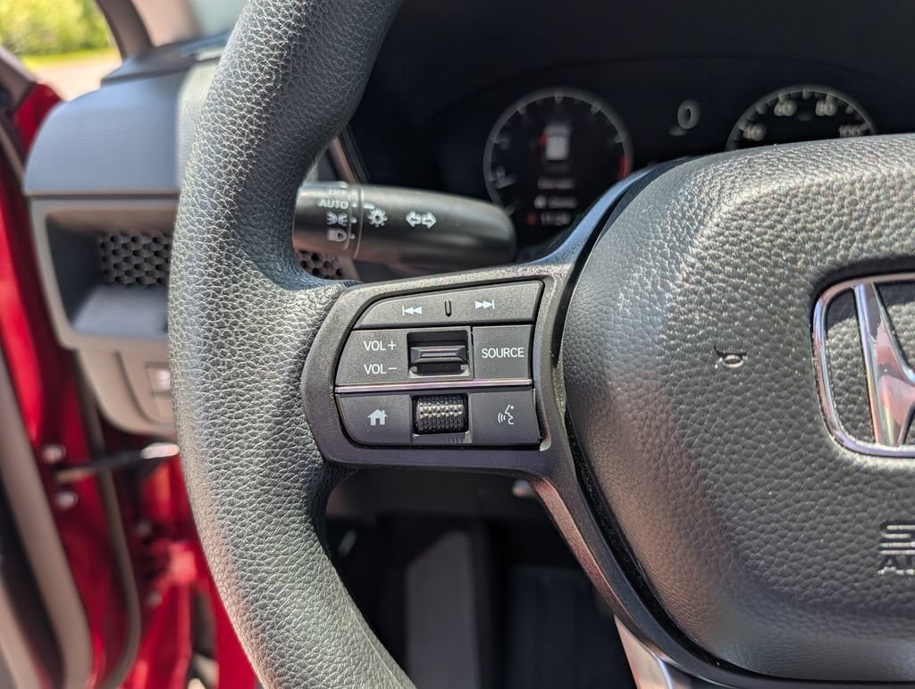Used 2025 Honda CR-V LX image 11
