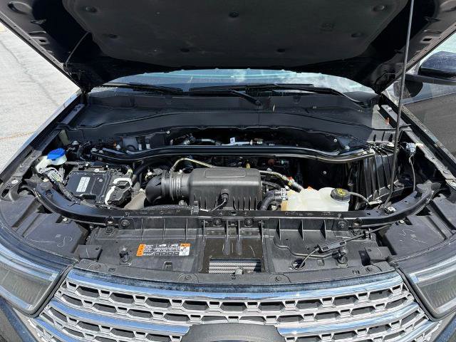 Certified 2023 Ford Explorer Limited w/ Equipment Group 301A AWD/4WD image 23