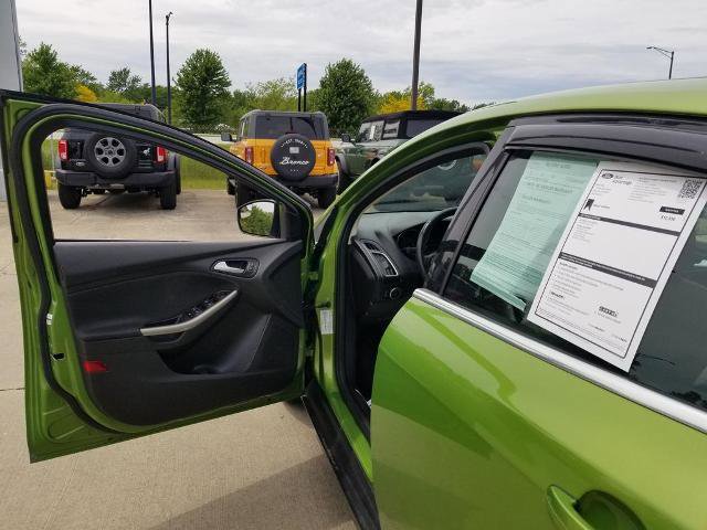 Certified 2018 Ford Focus Titanium FWD image 10