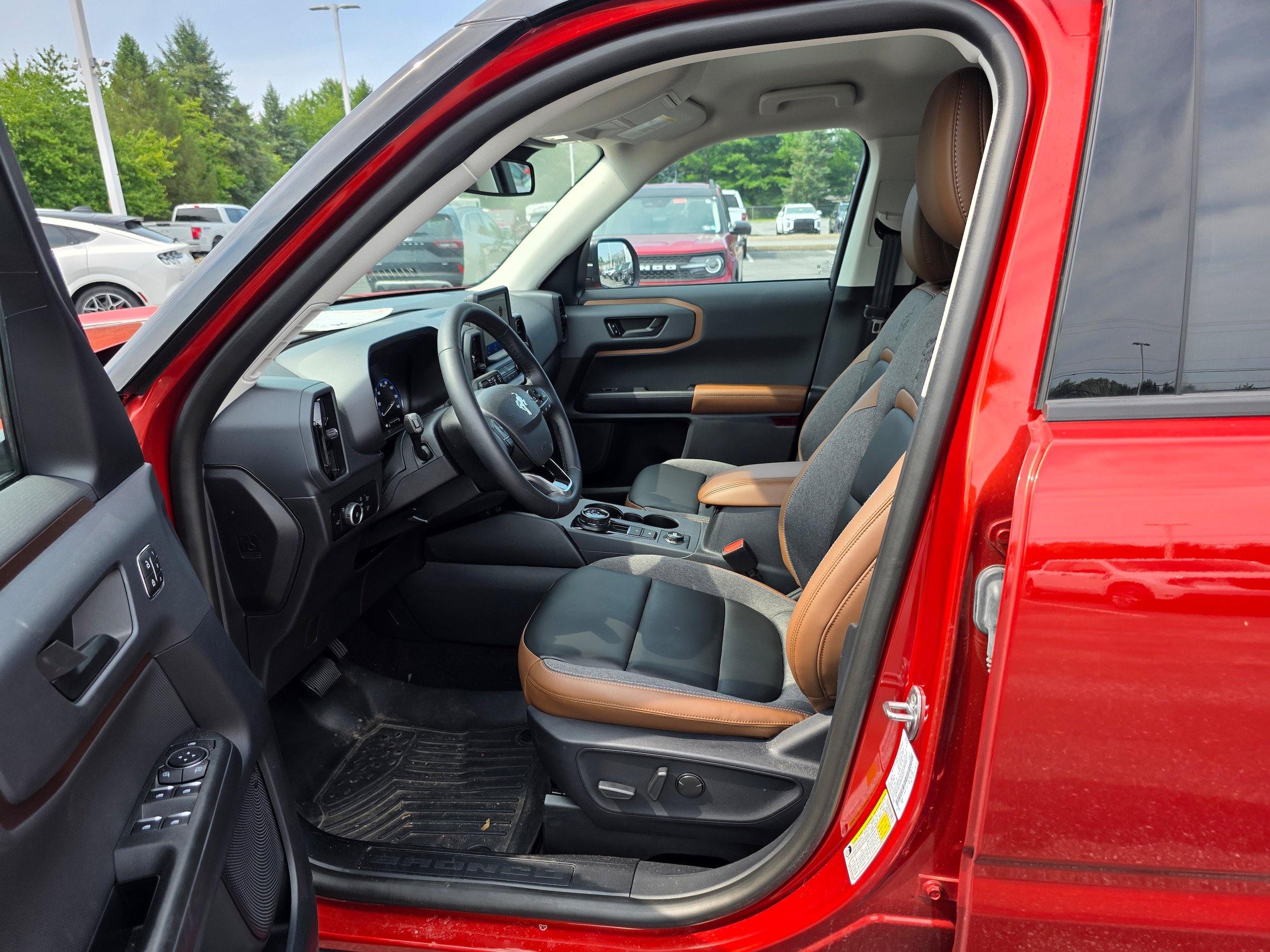 Certified 2024 Ford Bronco Sport Outer Banks AWD/4WD image 21