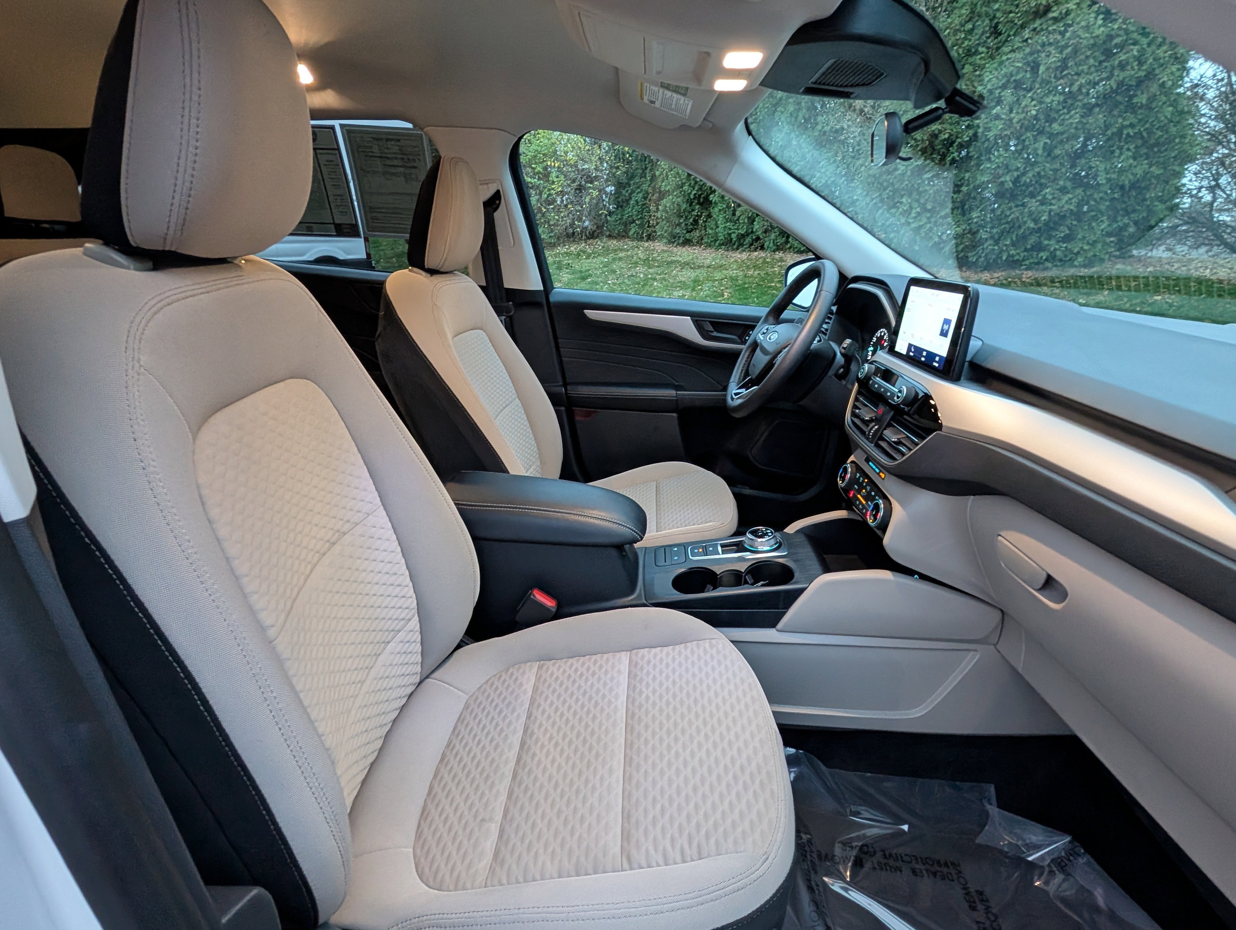 Certified 2022 Ford Escape SE w/ Convenience Package image 12