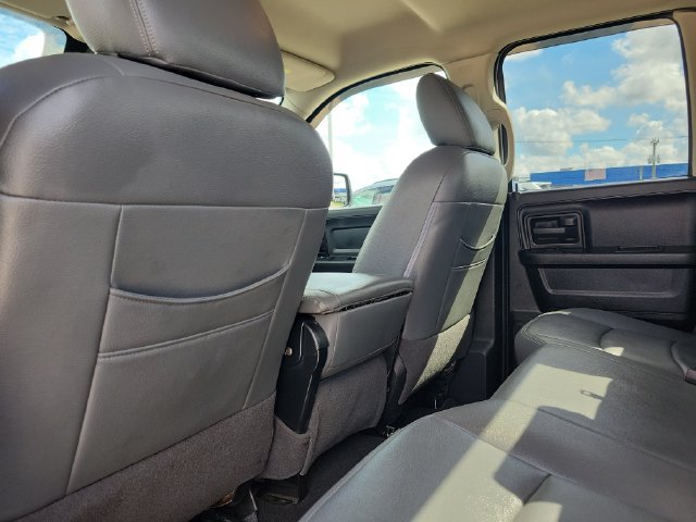 Used 2017 RAM 1500 Express RWD image 15
