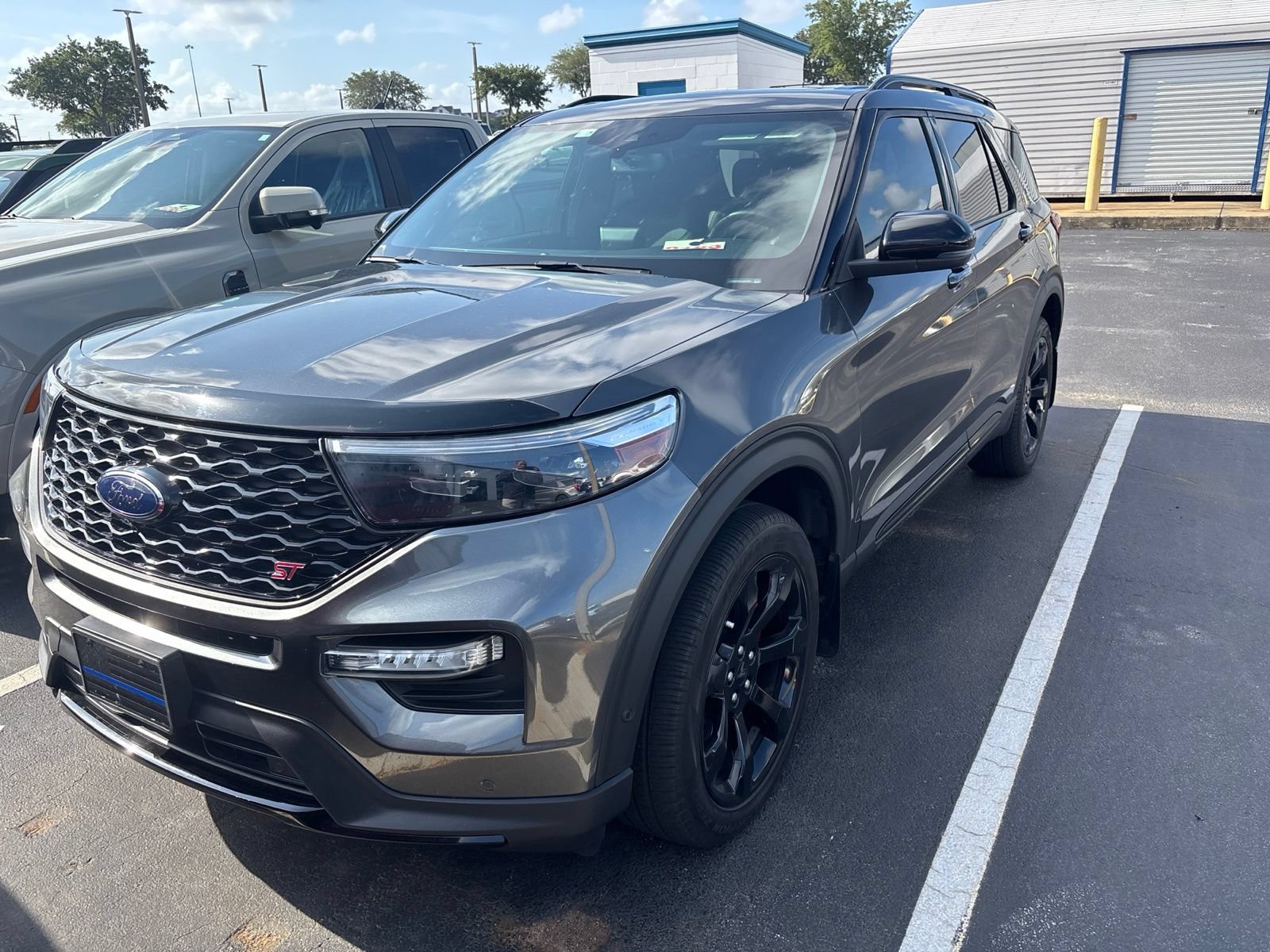 Certified 2020 Ford Explorer ST w/ ST Street Pack AWD/4WD image 2
