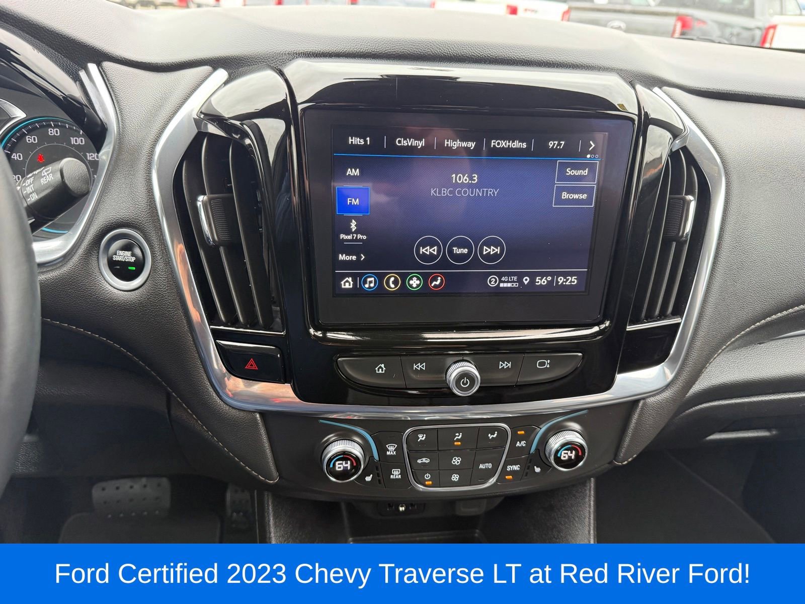 Used 2023 Chevrolet Traverse LT FWD image 15
