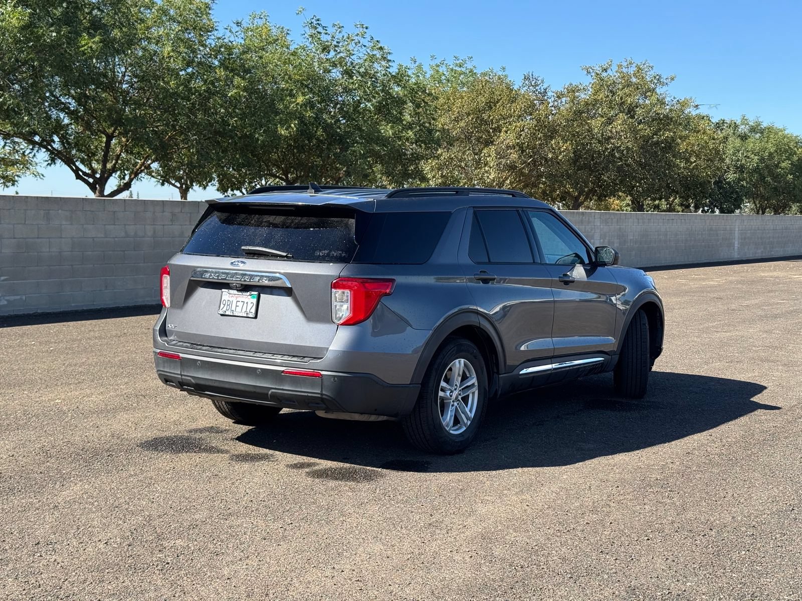 Certified 2022 Ford Explorer XLT RWD image 4