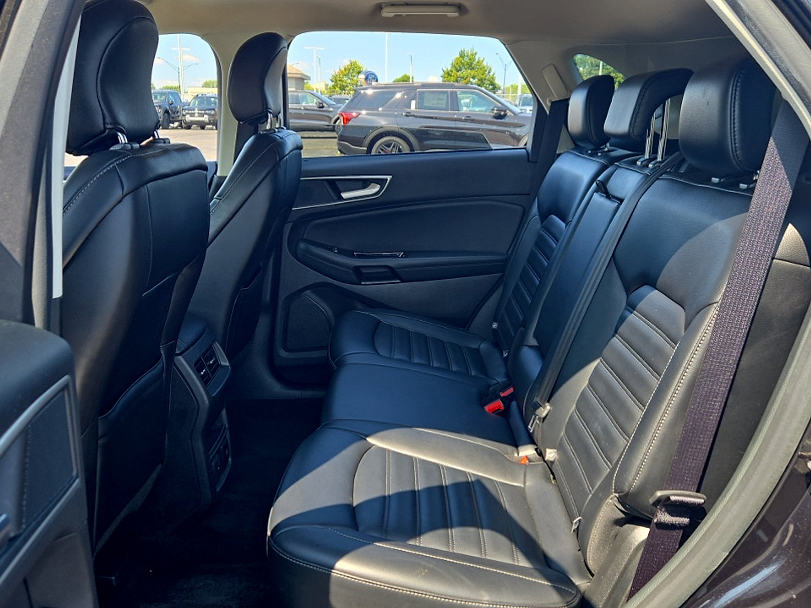 Certified 2019 Ford Edge SEL w/ Equipment Group 201A AWD/4WD image 21