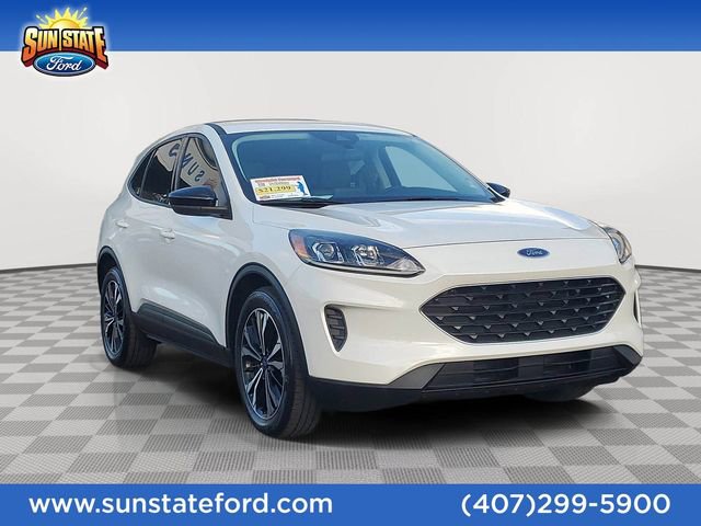Certified 2022 Ford Escape SE w/ SE Sport Appearance Package image 1