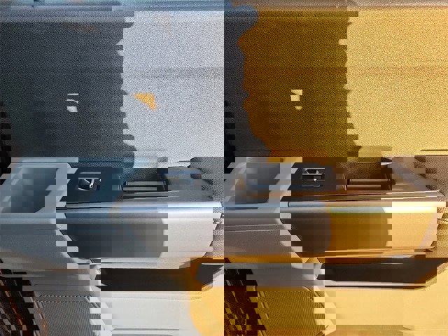 Certified 2025 Ford F350 XLT w/ Snow Plow/Camper Package image 30