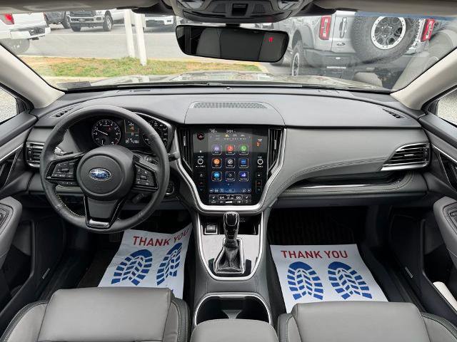 Used 2025 Subaru Outback Onyx Edition image 14