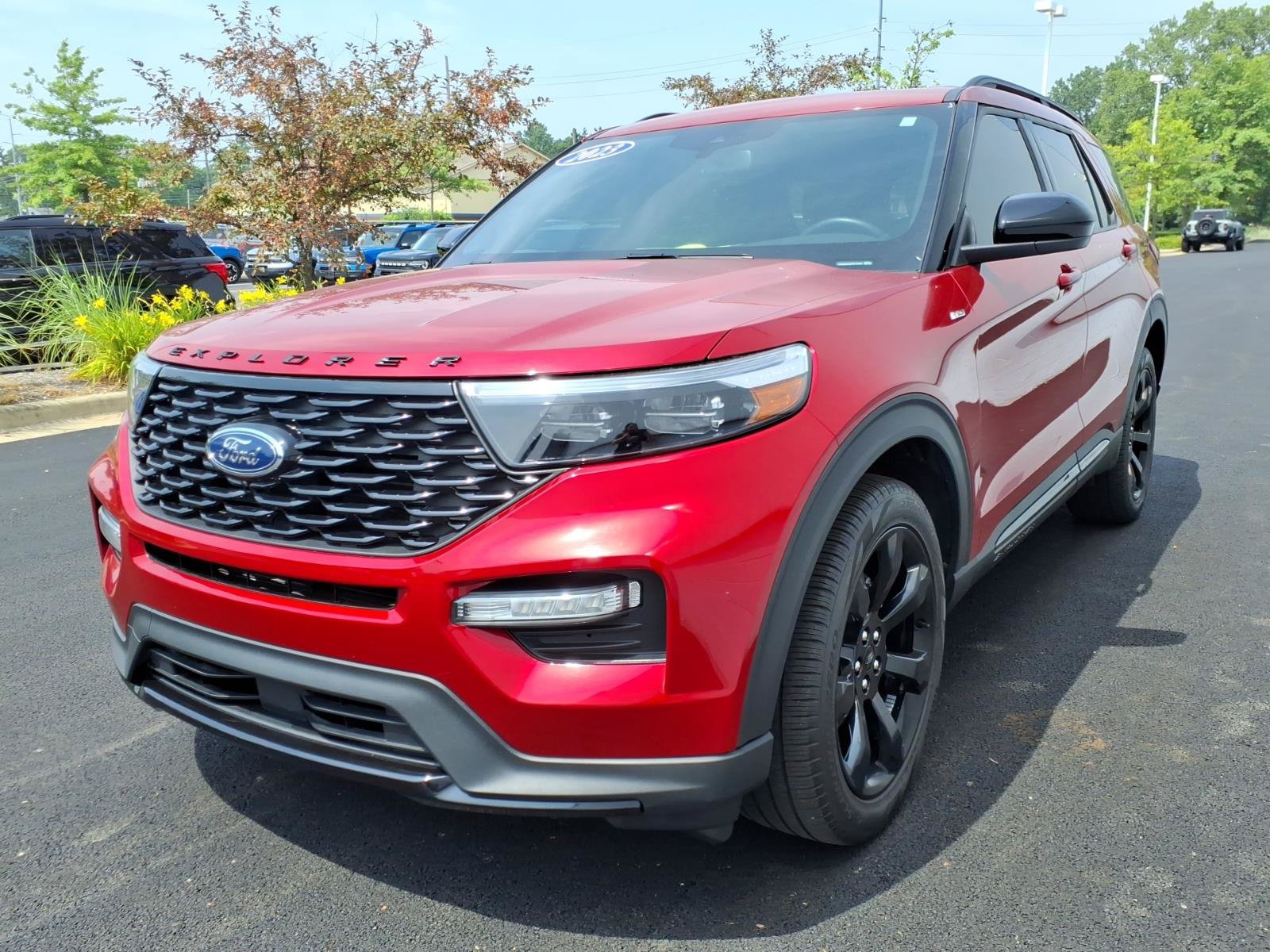 Certified 2023 Ford Explorer ST-Line w/ Class IV Trailer Tow Package AWD/4WD image 3