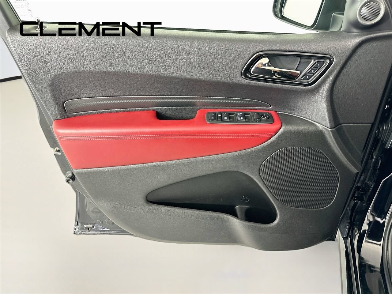 Used 2021 Dodge Durango R/T w/ Blacktop Package AWD/4WD image 28