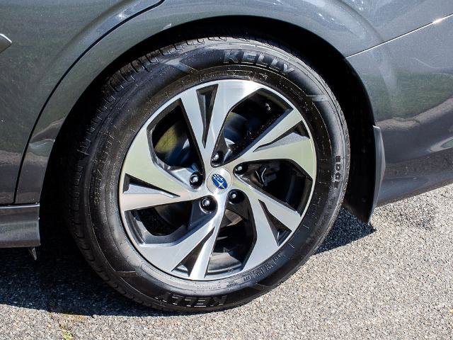 Used 2022 Subaru Legacy Premium AWD/4WD image 6