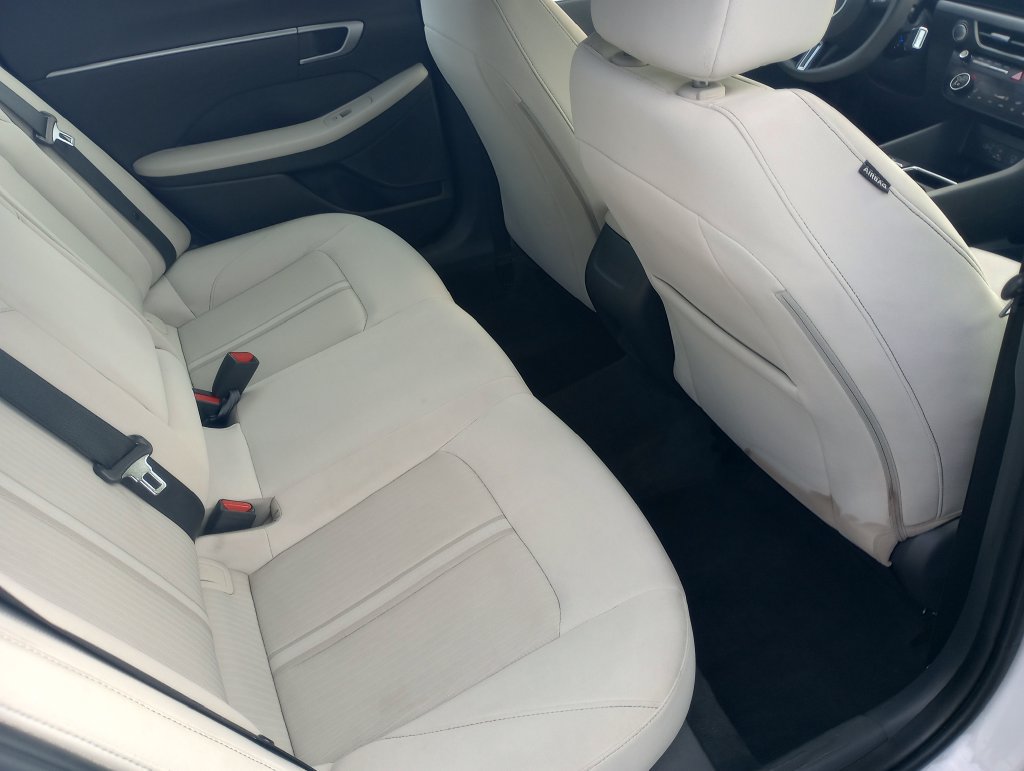 Used 2024 Hyundai Sonata SEL FWD image 12