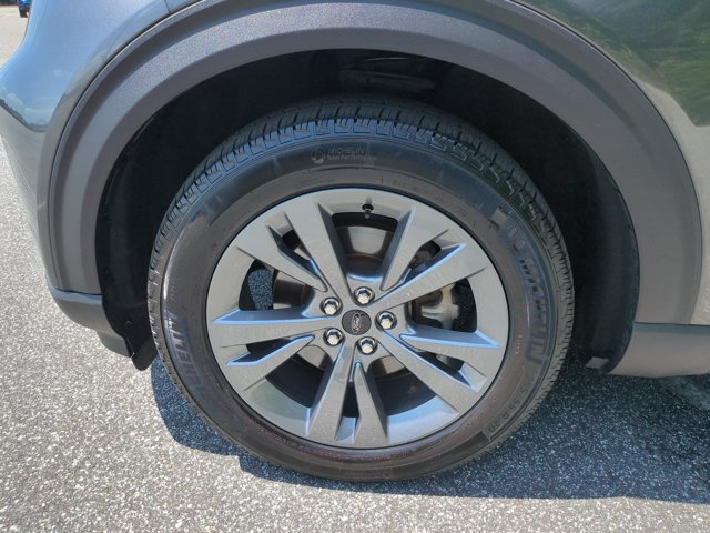 Certified 2020 Ford Explorer Limited AWD/4WD image 11