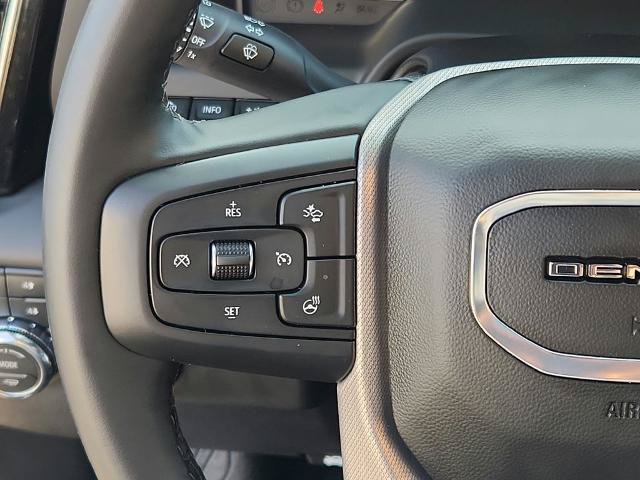 Used 2026 GMC Sierra 2500 Denali w/ Denali Reserve Package AWD/4WD image 16