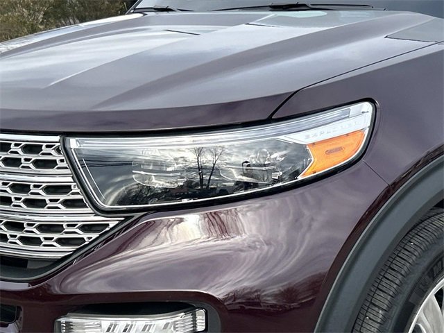 Certified 2022 Ford Explorer Limited w/ Limited Technology Package image 9