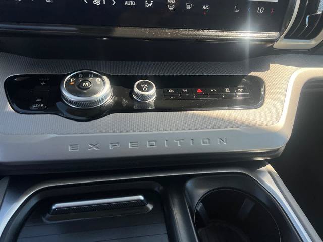 Certified 2025 Ford Expedition Max Active RWD image 25