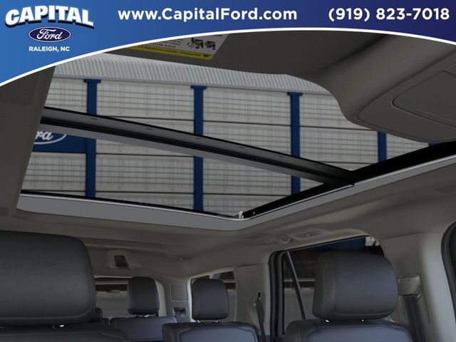 Certified 2025 Ford Expedition Platinum w/ Driver's Package AWD/4WD image 22