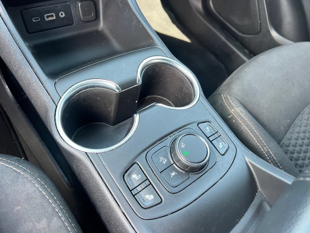 Used 2020 GMC Terrain SLE w/ Driver Convenience Package FWD image 33