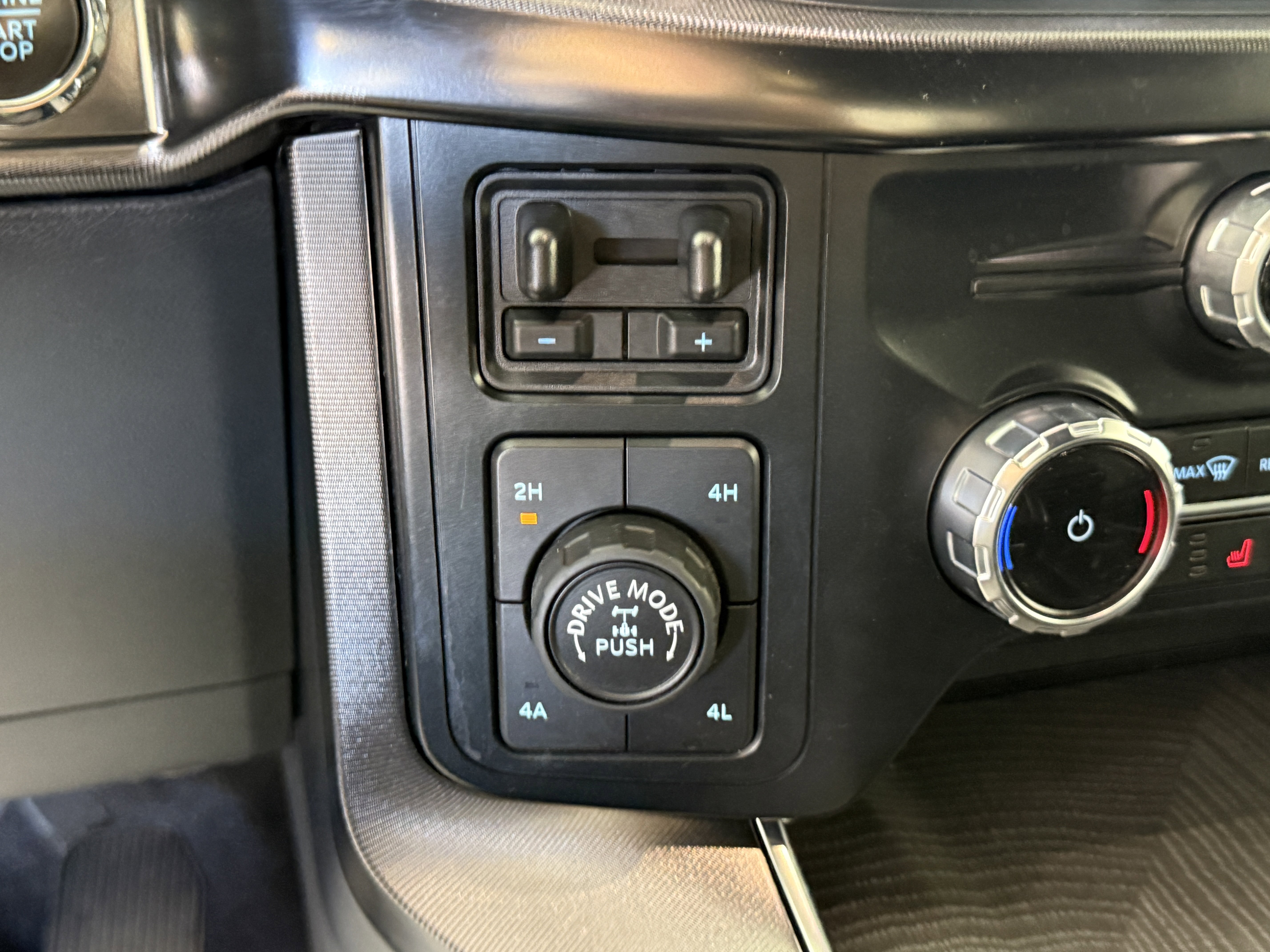 Certified 2023 Ford F150 Platinum w/ Equipment Group 701A High AWD/4WD image 22