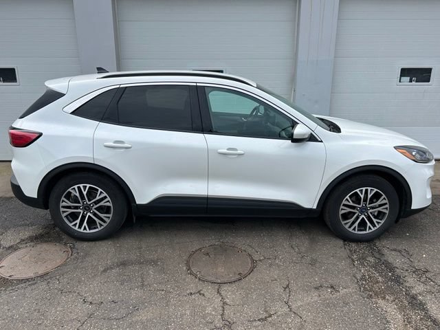 Certified 2020 Ford Escape SEL FWD image 6