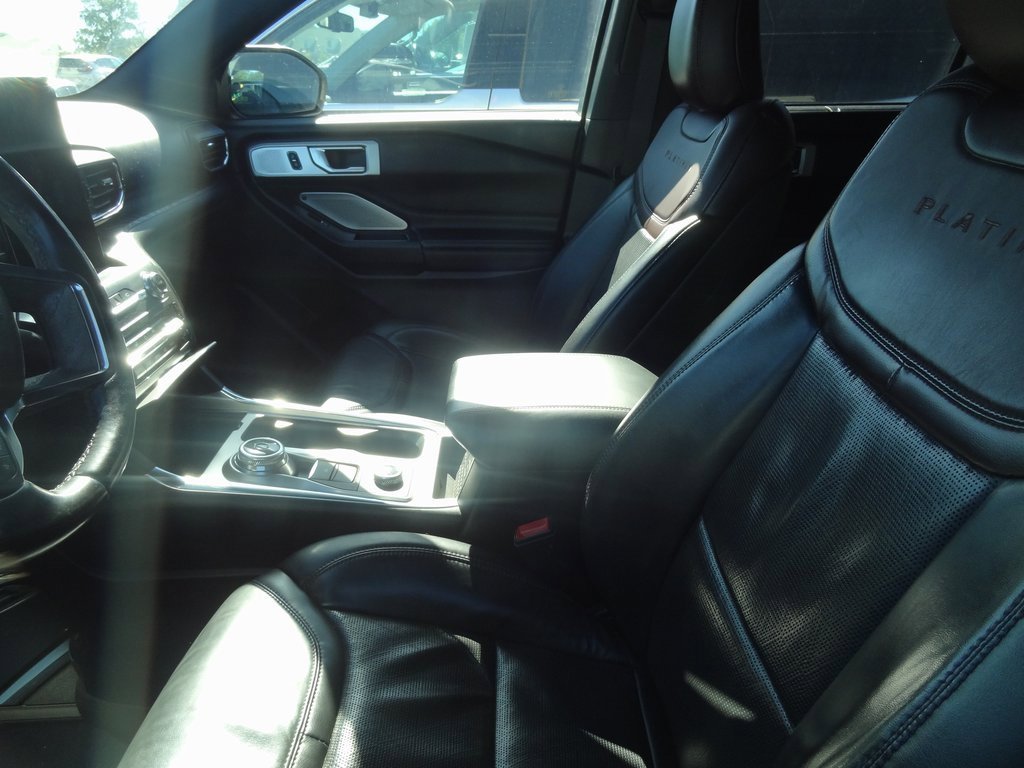 Certified 2020 Ford Explorer Platinum w/ Premium Technology Package image 7
