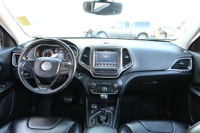 Used 2019 Jeep Cherokee Trailhawk w/ Comfort/Convenience Group AWD/4WD image 26