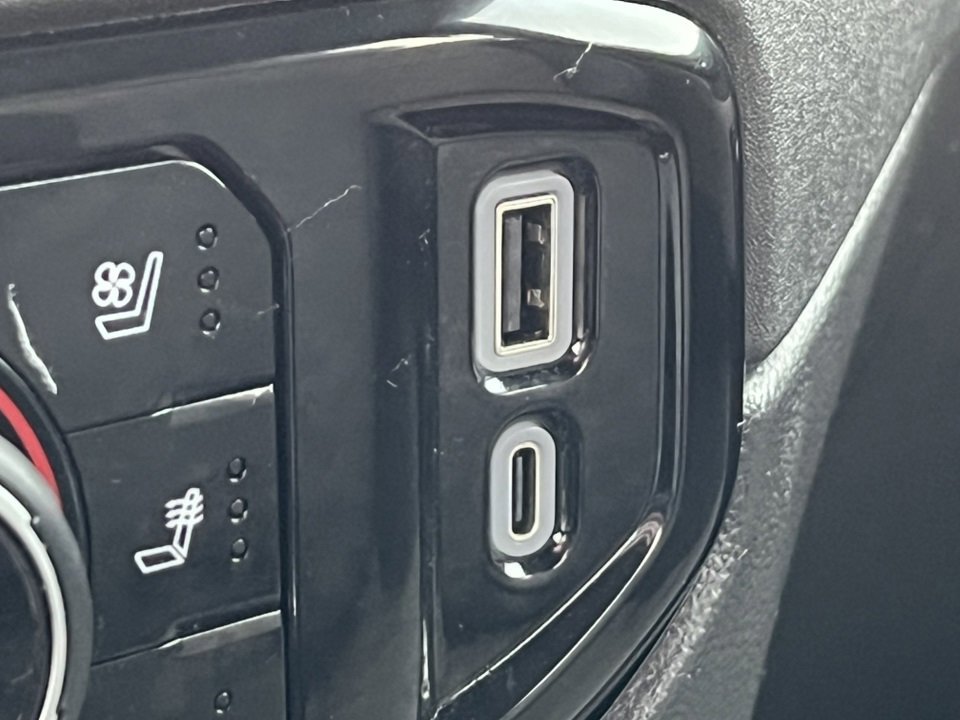 Used 2024 Chevrolet Silverado 1500 ZR2 image 30