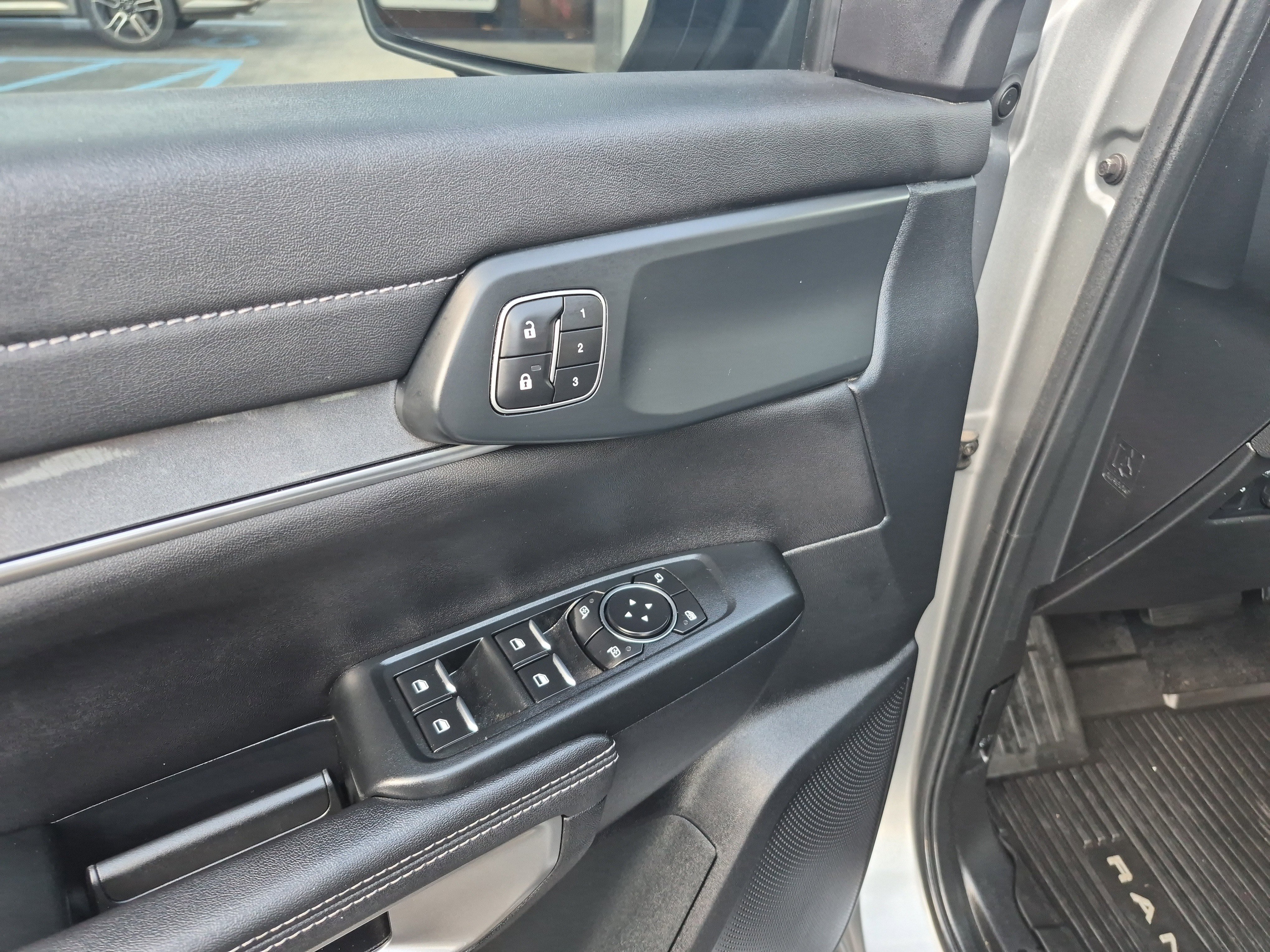 Certified 2024 Ford Ranger Lariat w/ Trailer Tow Package image 13