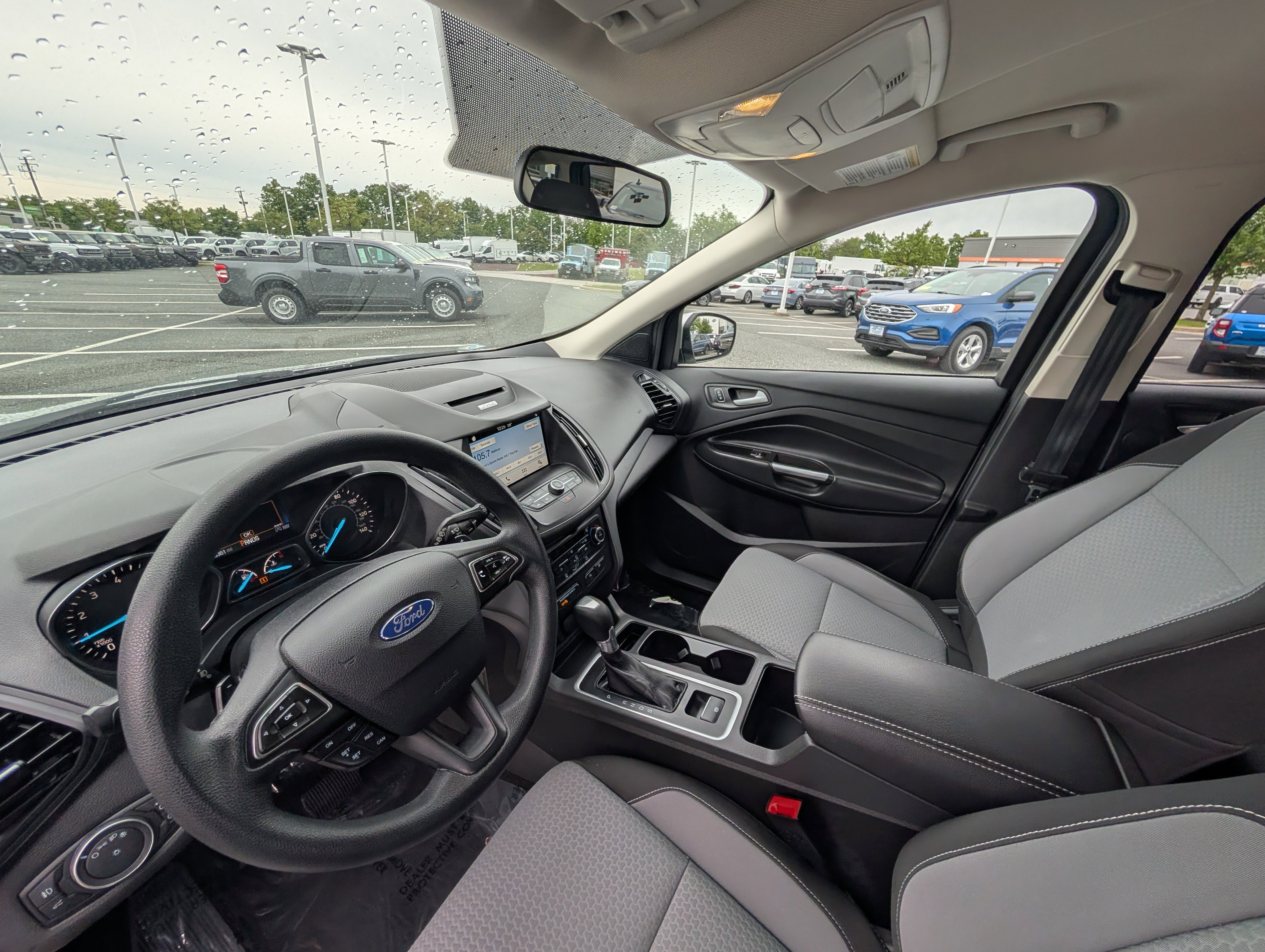 Certified 2017 Ford Escape SE w/ Equipment Group 201A AWD/4WD image 14