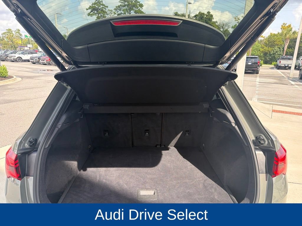 Used 2021 Audi Q3 2.0T Premium AWD/4WD image 12