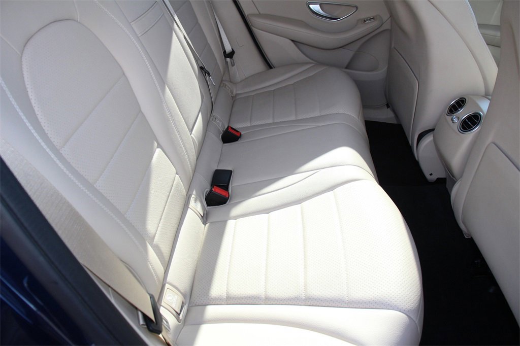 Used 2022 Mercedes-Benz GLC 300 image 26