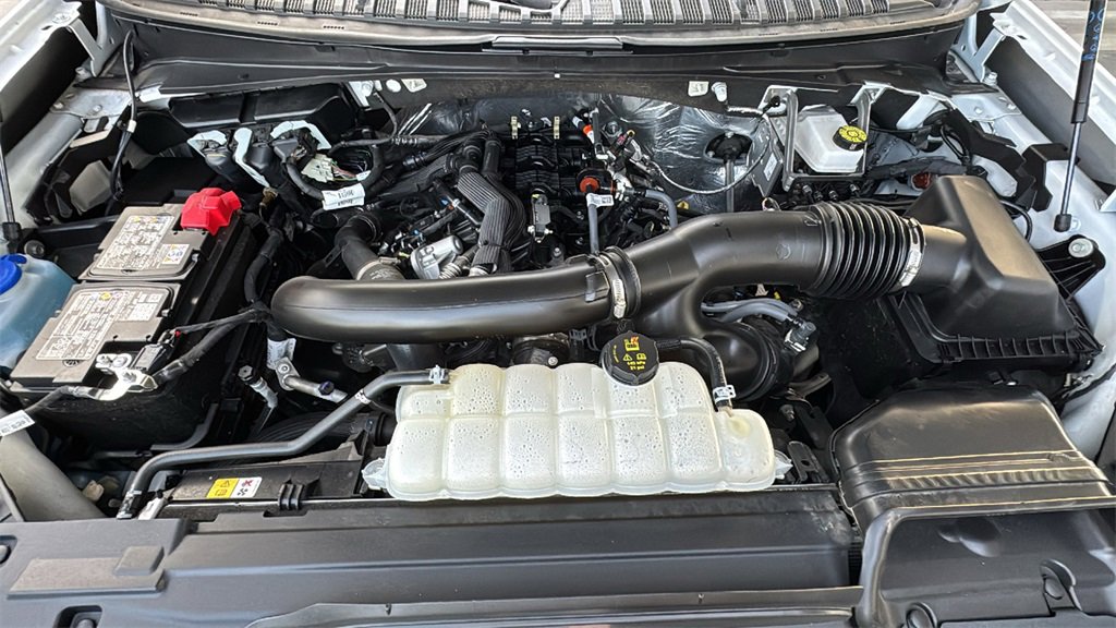 Certified 2025 Ford Expedition Max Platinum image 27