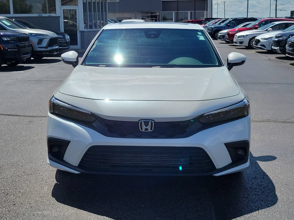Used 2024 Honda Civic Sport Touring image 2