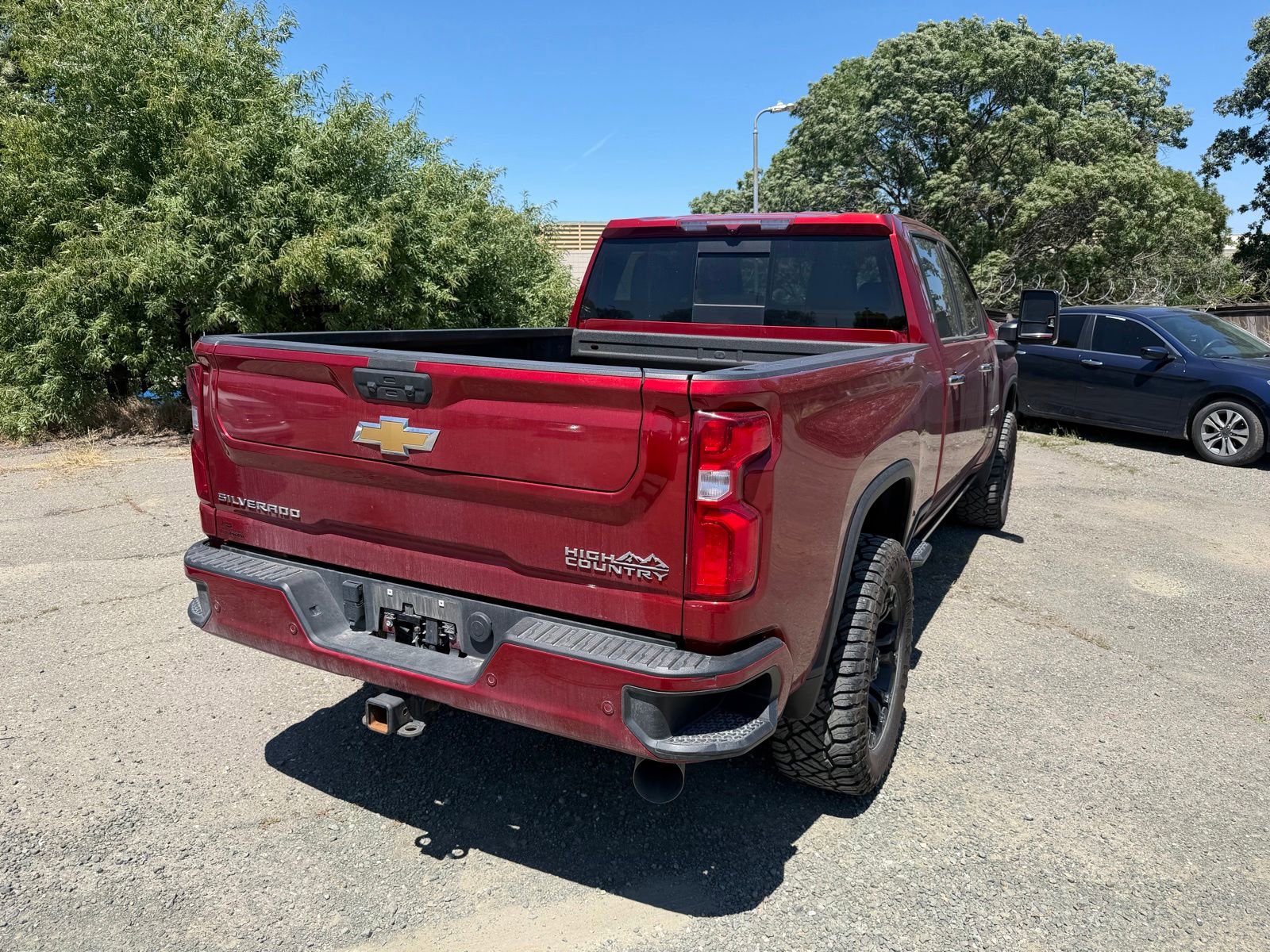 Used 2022 Chevrolet Silverado 3500 High Country w/ Safety Package II AWD/4WD image 5
