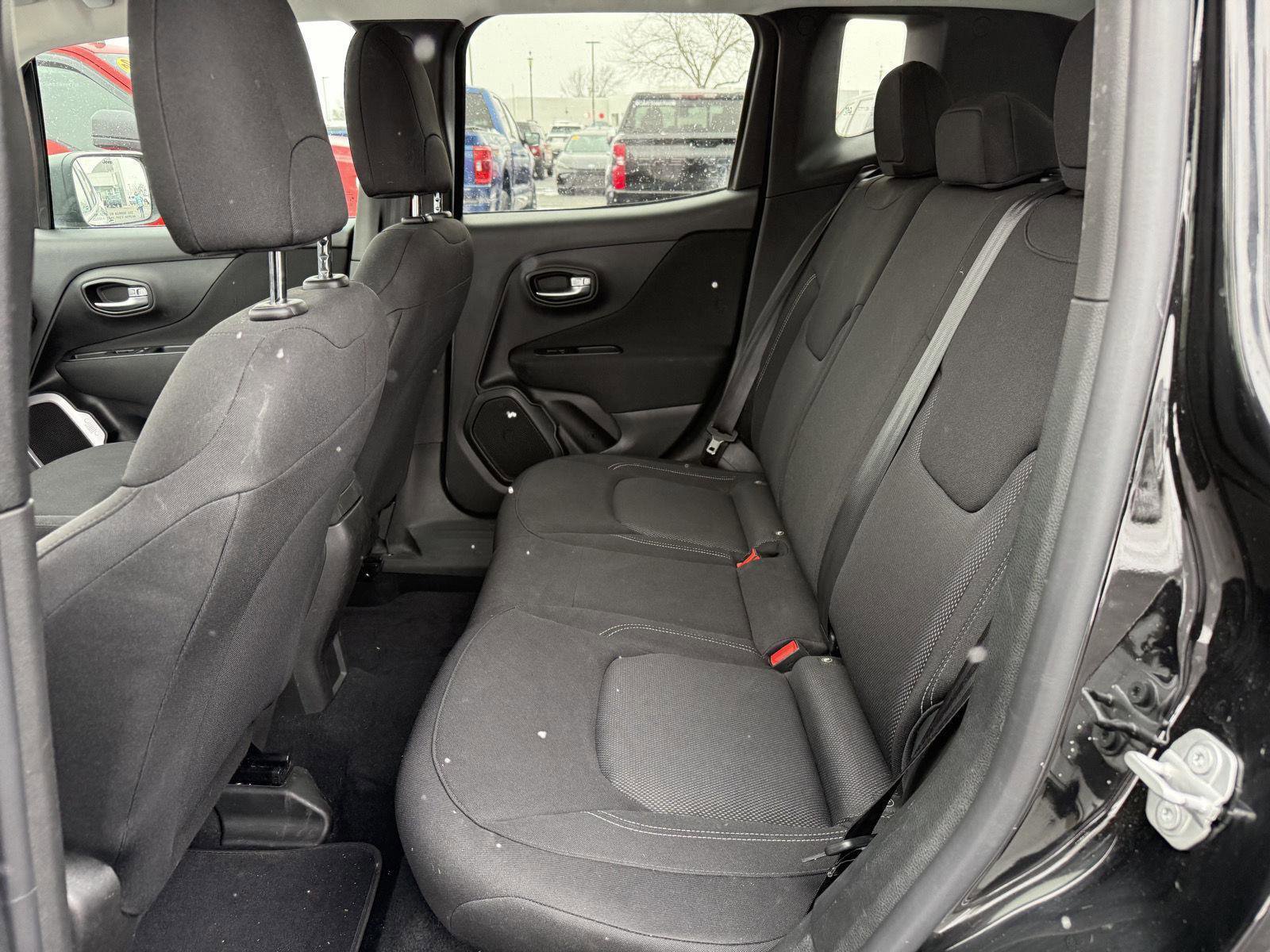 Used 2020 Jeep Renegade Sport image 12