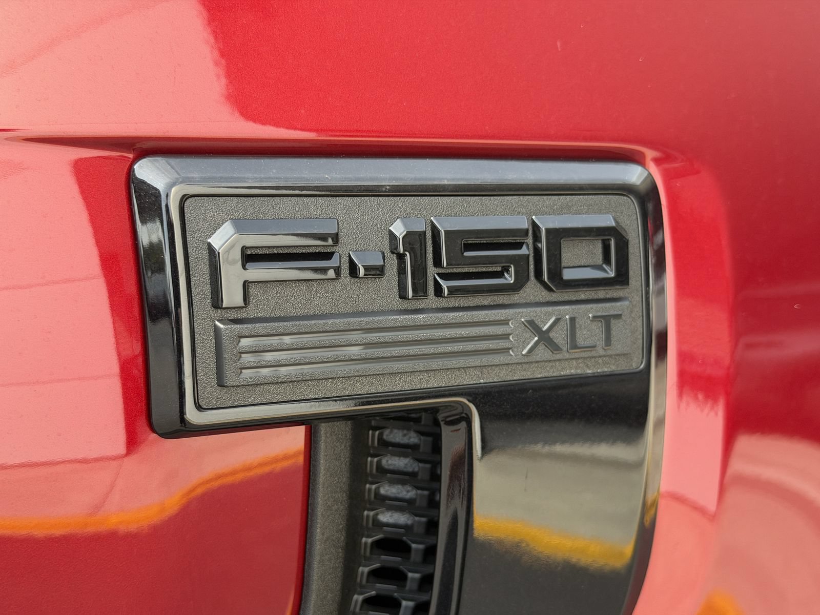 Certified 2026 Ford F150 XLT w/ Equipment Group 302A MID AWD/4WD image 18