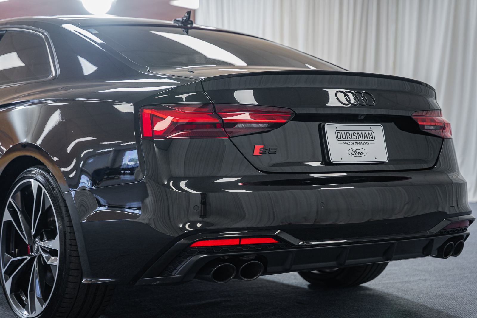 Used 2024 Audi S5 Premium Plus w/ Premium Plus AWD/4WD image 5