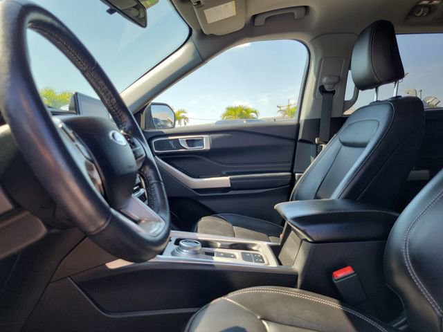 Certified 2022 Ford Explorer XLT w/ Equipment Group 202A image 20